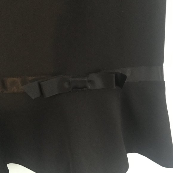 Skirt with bow detail - Picture 2 of 3